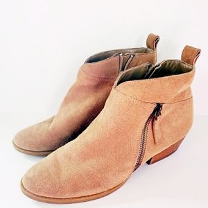 Nine West Suede Zip Ankle Boot Size 7.5